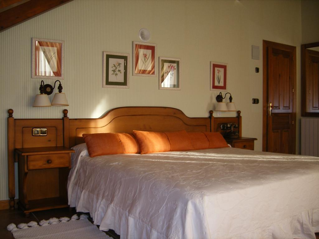 Hotel Palazio Nerin Exterior photo