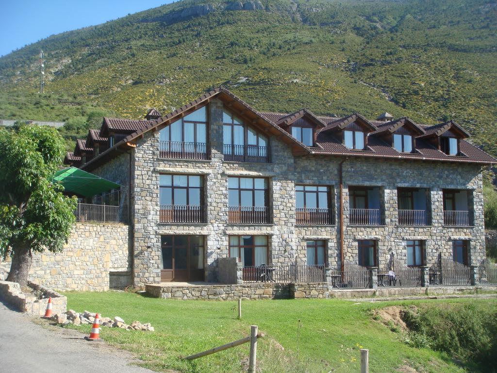 Hotel Palazio Nerin Exterior photo